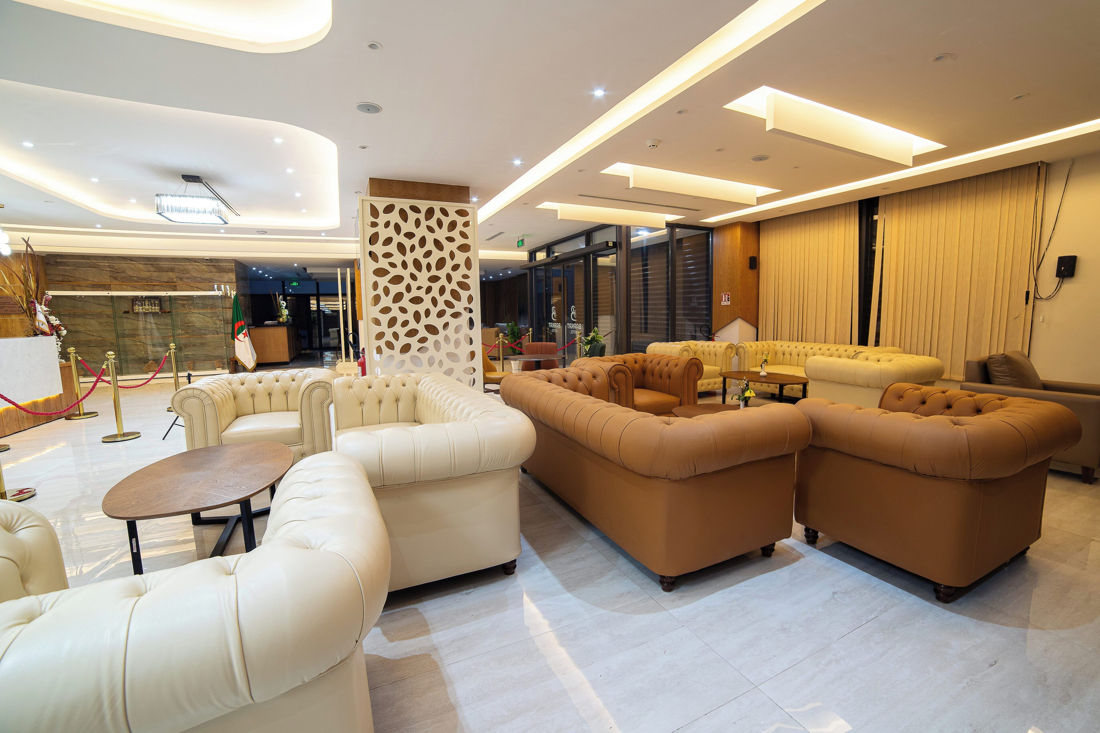 Coin salon dans le hall