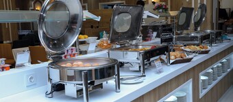 Barkat Hotel & Conferences