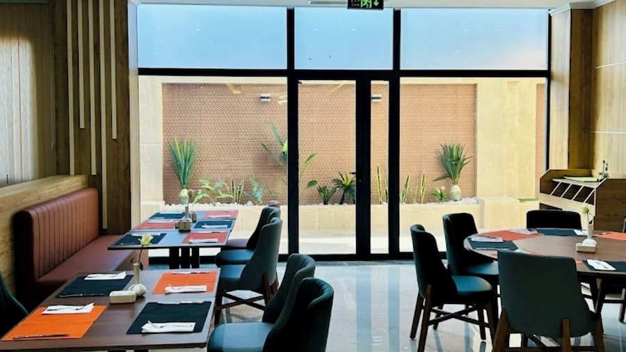 Barkat Hotel & Conferences