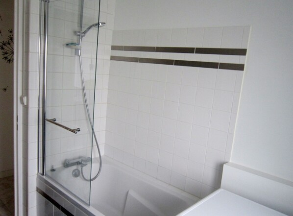 Hair dryer - Charming 2-person gite 2 minutes from beach and sea (Châtelaillon-Plage)