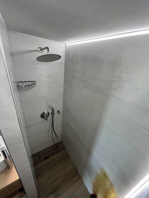 Hair dryer, towels, soap, toilet paper - Renovated seaside apt for couples: sea view, full kitchen & Wi-Fi. (Kato Gouves)