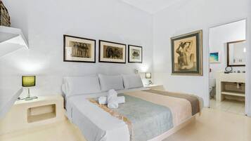 4 camere, ferro/asse da stiro, Wi-Fi, lenzuola