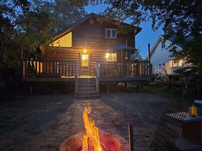 newly renovated cabin steps from the lake, perfect for family vacays or sports