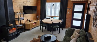 newly renovated cabin steps from the lake, perfect for family vacays or sports