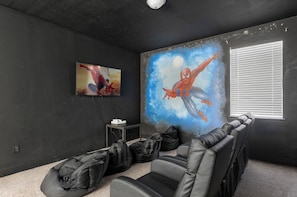 Interior - 331-8-pc-perfectly Furnished With Games and Movie (Kissimmee)