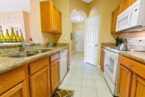 Interior - Alm2813-403 (Kissimmee)