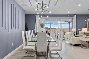 Interior - 2190lc · Amazing 10br Themed/windsor Island/free Waterpark (Davenport)