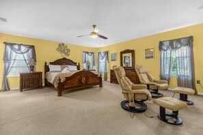 Interior - 325 6Br - Modern two Storie Home With Games (Davenport)