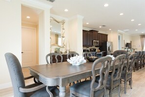 Maison (6 Bedrooms) | Intérieur