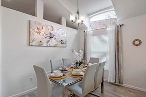 Interior - 15730 BAY Vista Drive Clermont, 4bed (Clermont)