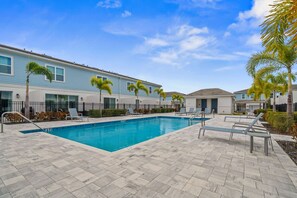 Interior - Kd912s Eagle Trace Marine (Kissimmee)