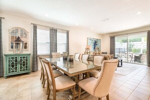 Interior - 350-360 Huge Villas - Near Disney - 15 BDs (Kissimmee)