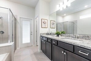 Villa (Multiple Bedrooms) | Interior - Mvp-16252sk/wc (Clermont)