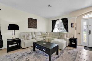 Interior - Windsor Hills Resort 6 Bedroom Private Pool Spa Home 0743 (Kissimmee)