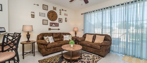 Villa (3 Bedrooms) | Front of property