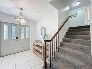 Interior - Seminole Pool House - Mins to the Beach (Seminole)