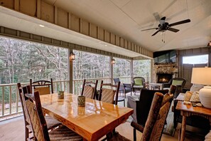 Rumah (6 Bedrooms) | Interior