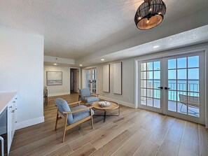 Interior - 20002 Gulf Blvd, Penthouse 5 (Indian Shores)
