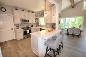 Interior - Jessamine Cottage (Highlands)