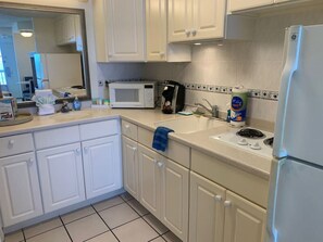 Interior - Sea Swept Ocean Front Studio (Daytona Beach)