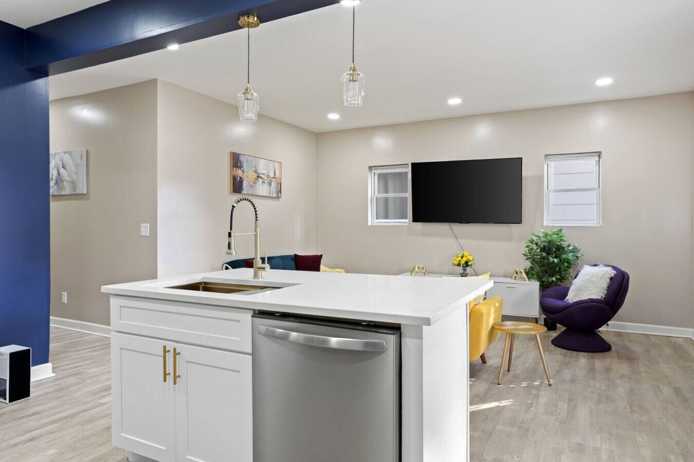 House (3 Bedrooms) | Interior