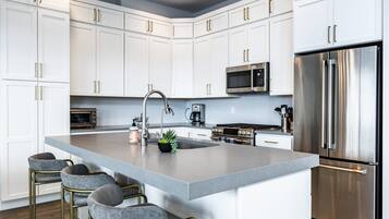 House (4 Bedrooms) | Private kitchen