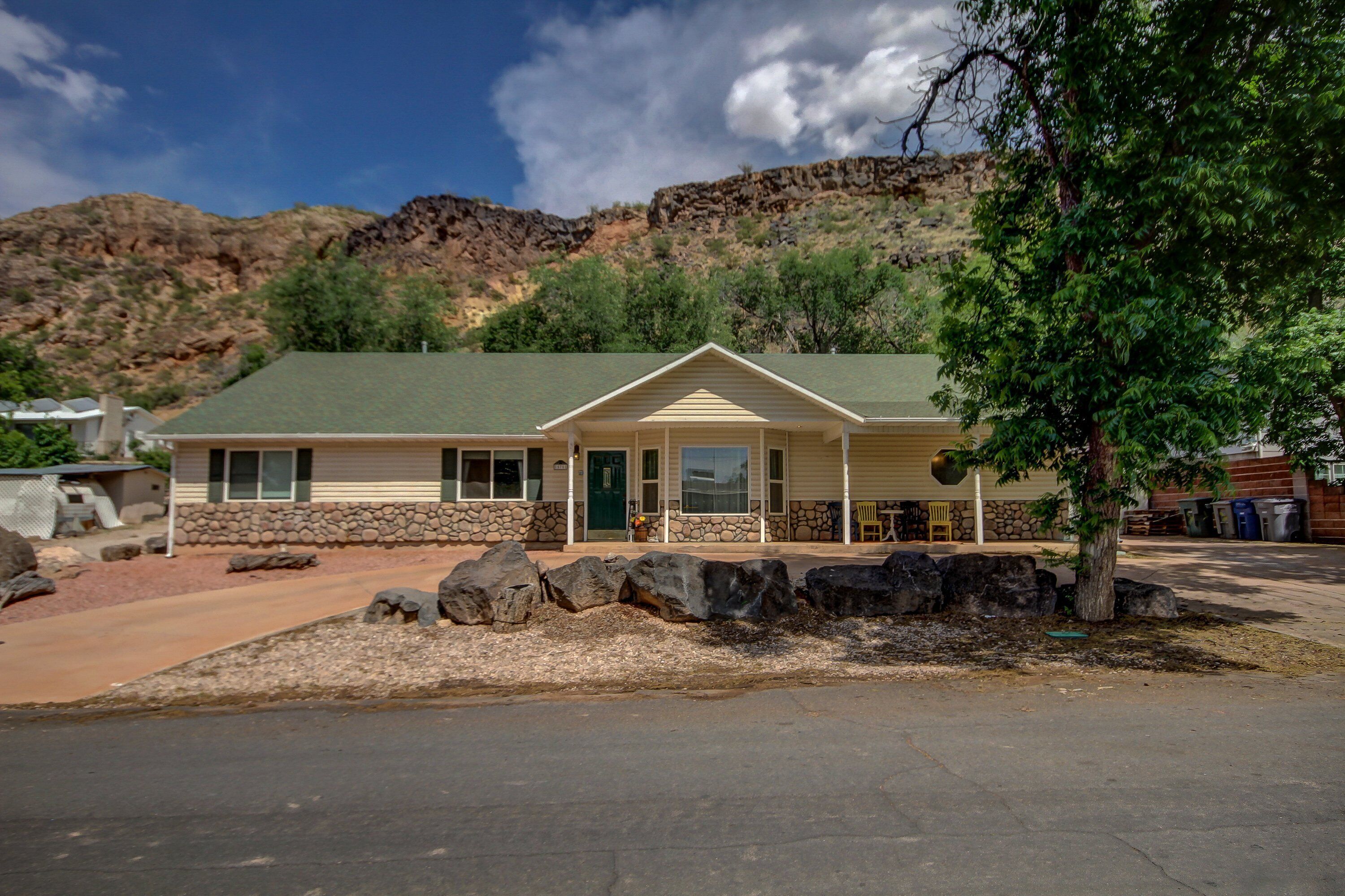 Ferienhaus (5 Bedrooms) | Fassade der Unterkunft