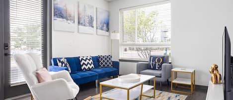 Apartment (2 Bedrooms) | Front of property