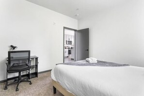 Apartment (2 Bedrooms) | Interior - Bright & Cozy 2BR Retreat W/parking Broad Ripple (Indianapolis)