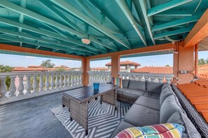 Interior - Island Oasis (Holmes Beach)