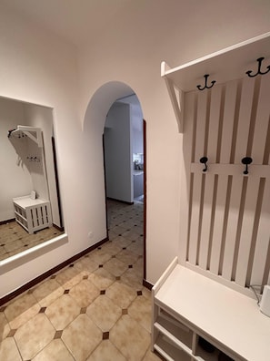 Interior - Lucy's Home 50 meters from the sea (Giardini Naxos)