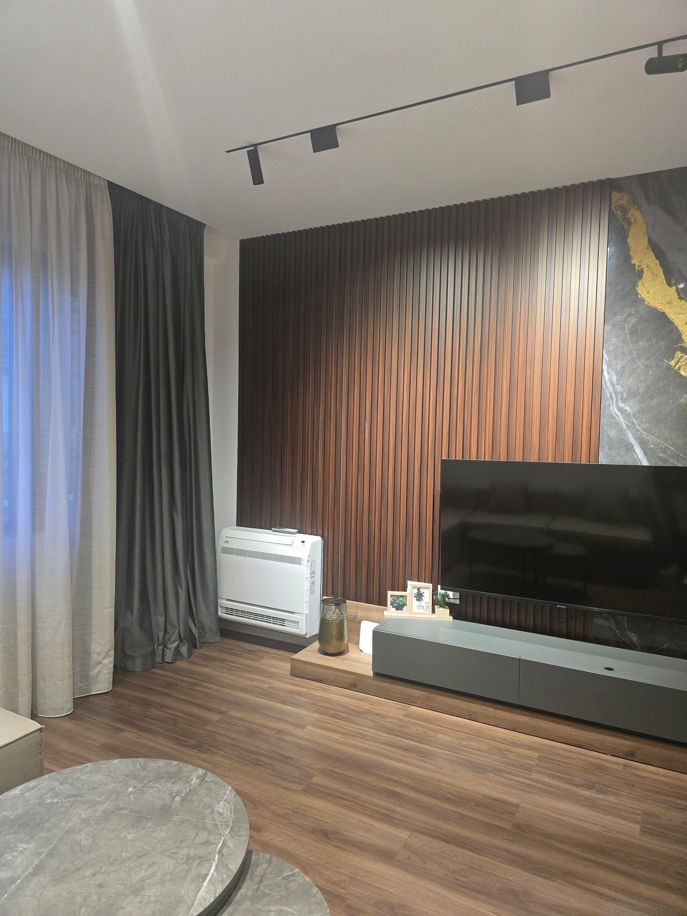 Appartement Familial, balcon, vue ville | Intérieur