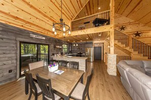 Interior - Shay's Western Luxury Retreat-Hot Tub-Sleeps 16 in Logan close to Old Man’s Cave (Logan)