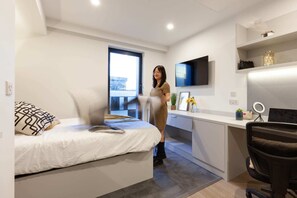 Studio, Non Smoking | Blackout drapes, free WiFi - For Students Only True Swansea (Swansea)