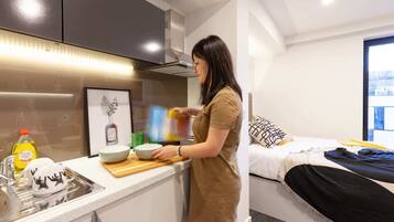 Studio, Non Smoking | Private kitchen