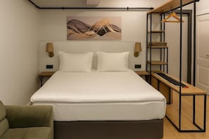 Verdunkelungsvorhänge, schallisolierte Zimmer, Bügeleisen/Bügelbrett