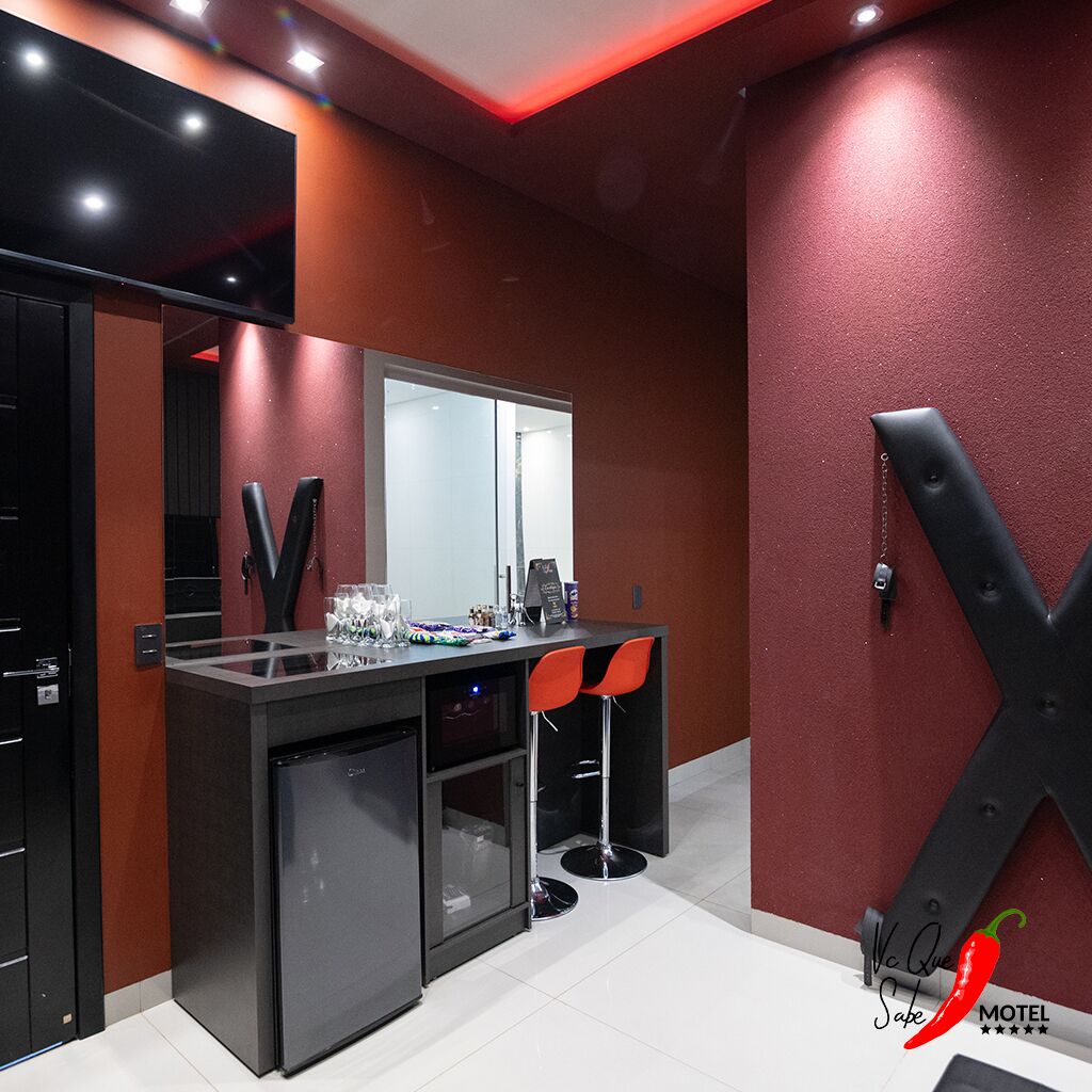 Quarto casal com design assinado | Roupas de cama premium, Wi-Fi de cortesia, roupa de cama