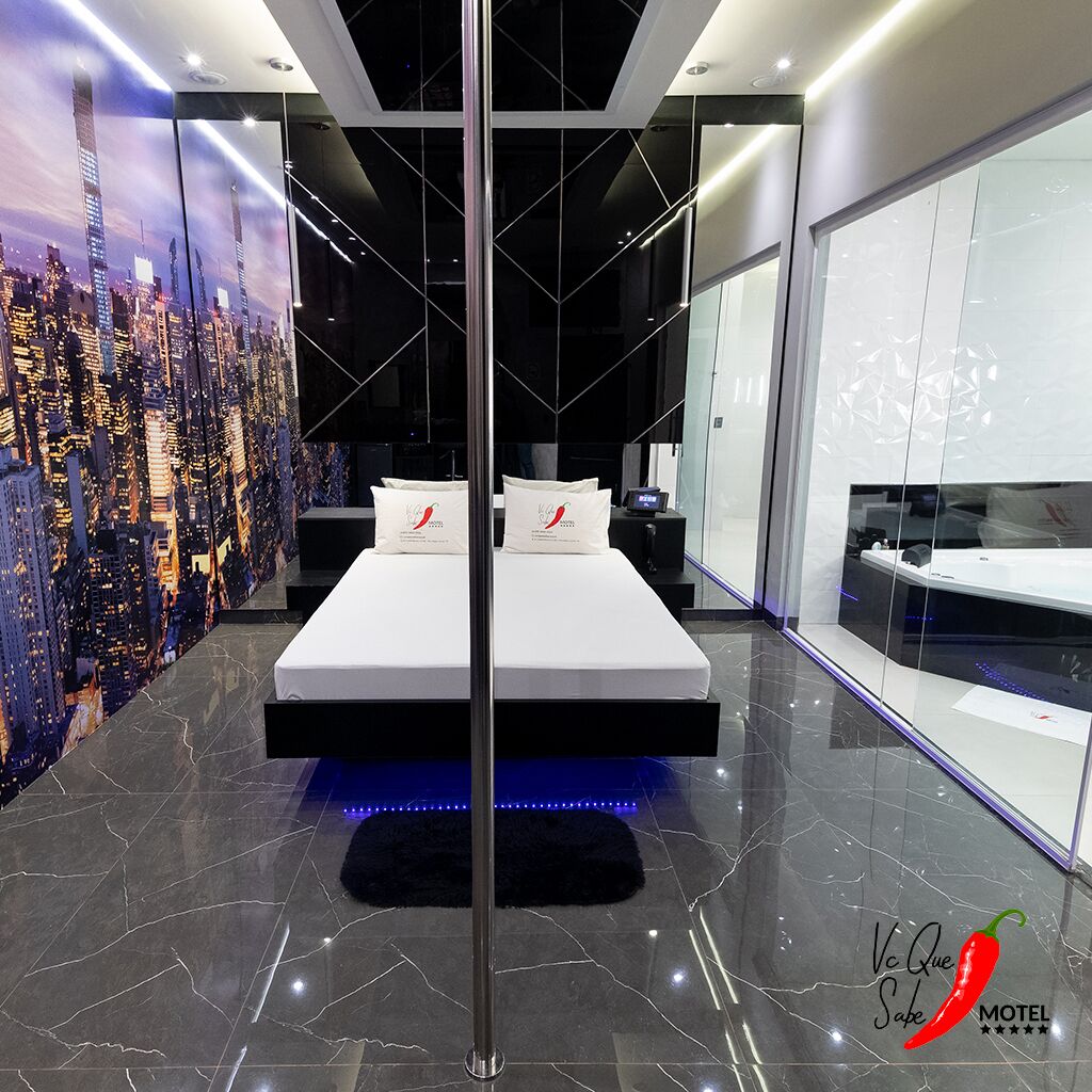Signature Double Room | Premium bedding, free WiFi, bed sheets