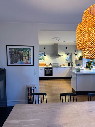 Fantastic villa with large garden! Only 20 minutes by bike from the center of KBH.