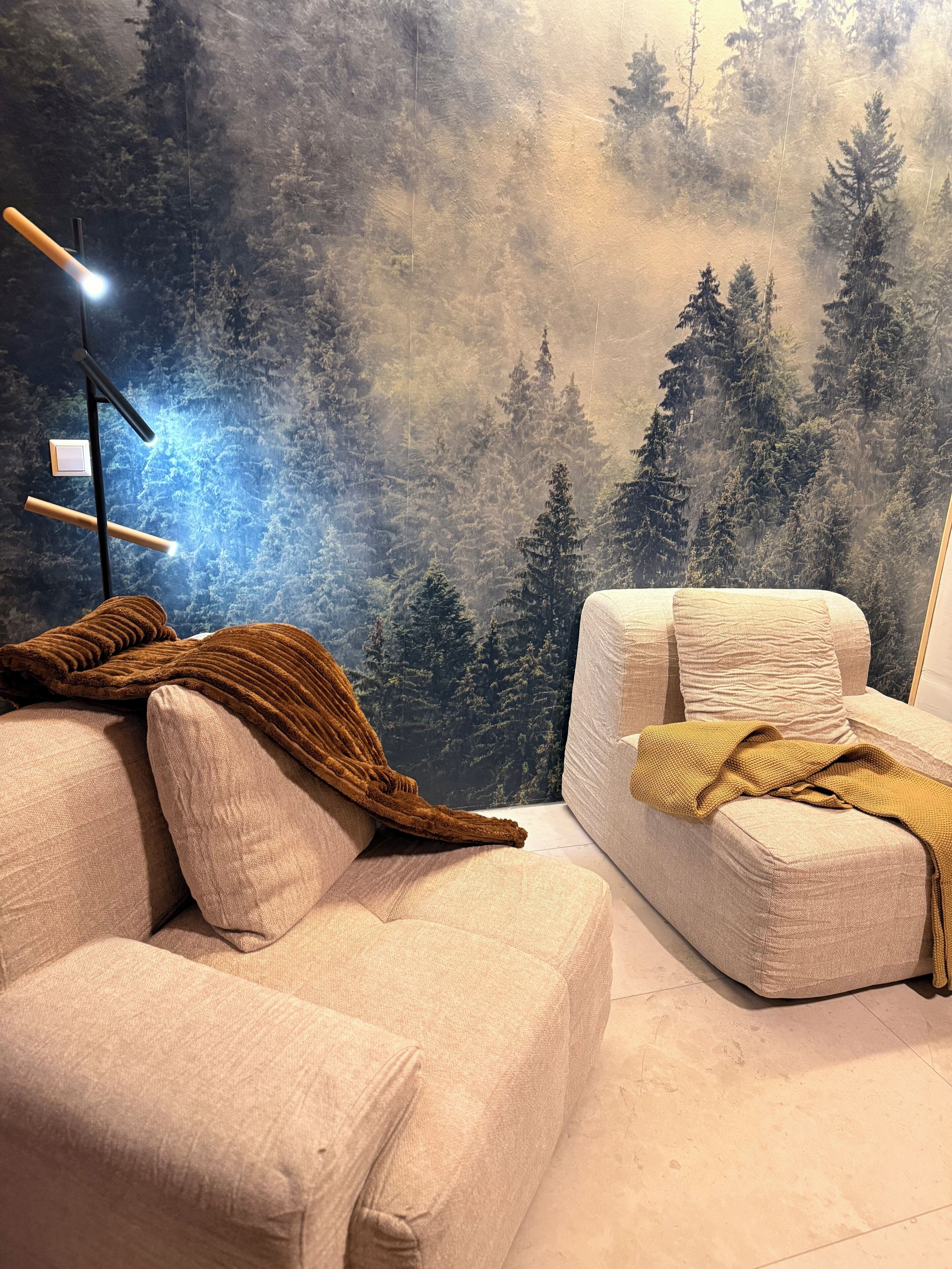 Superior Apartment, Garden View | Living area