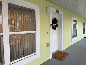 Exterior detail - The Nest just mins from the magic. (Kissimmee)