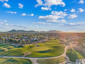 Golf - Spacious 4-bedroom house in a Golf Course Community in Queen Creek (Queen Creek)