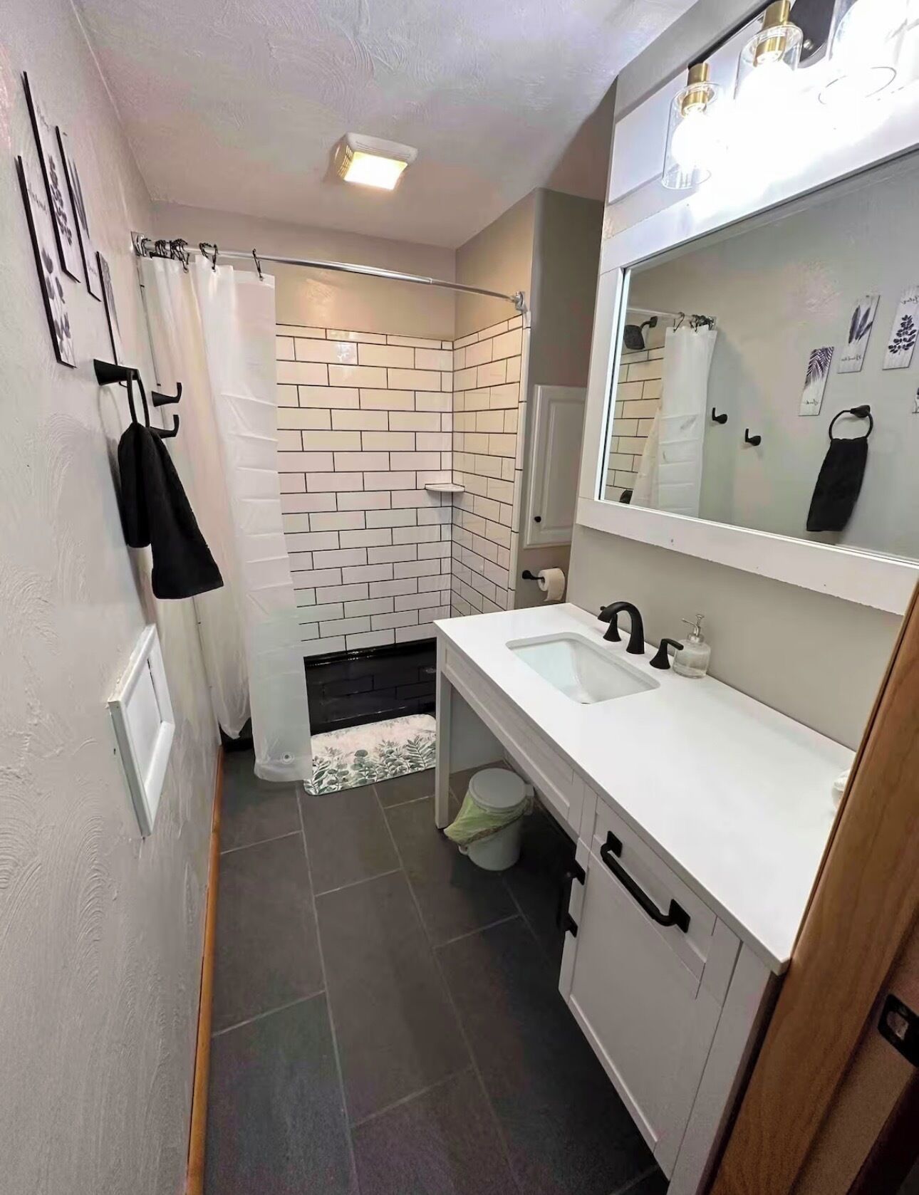 Towels, toilet paper