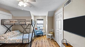 Strygejern/strygebræt, Wi-Fi, sengetøj