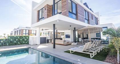 Protaras Aqua Pearl Villa AQ18 mit Poolheizung by Interhome