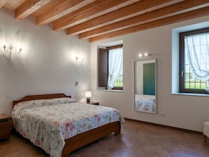 Internet - Zweizimmerwohnung mit Doppelbett und zwei Schlafsofas by Interhome (Pralboino)