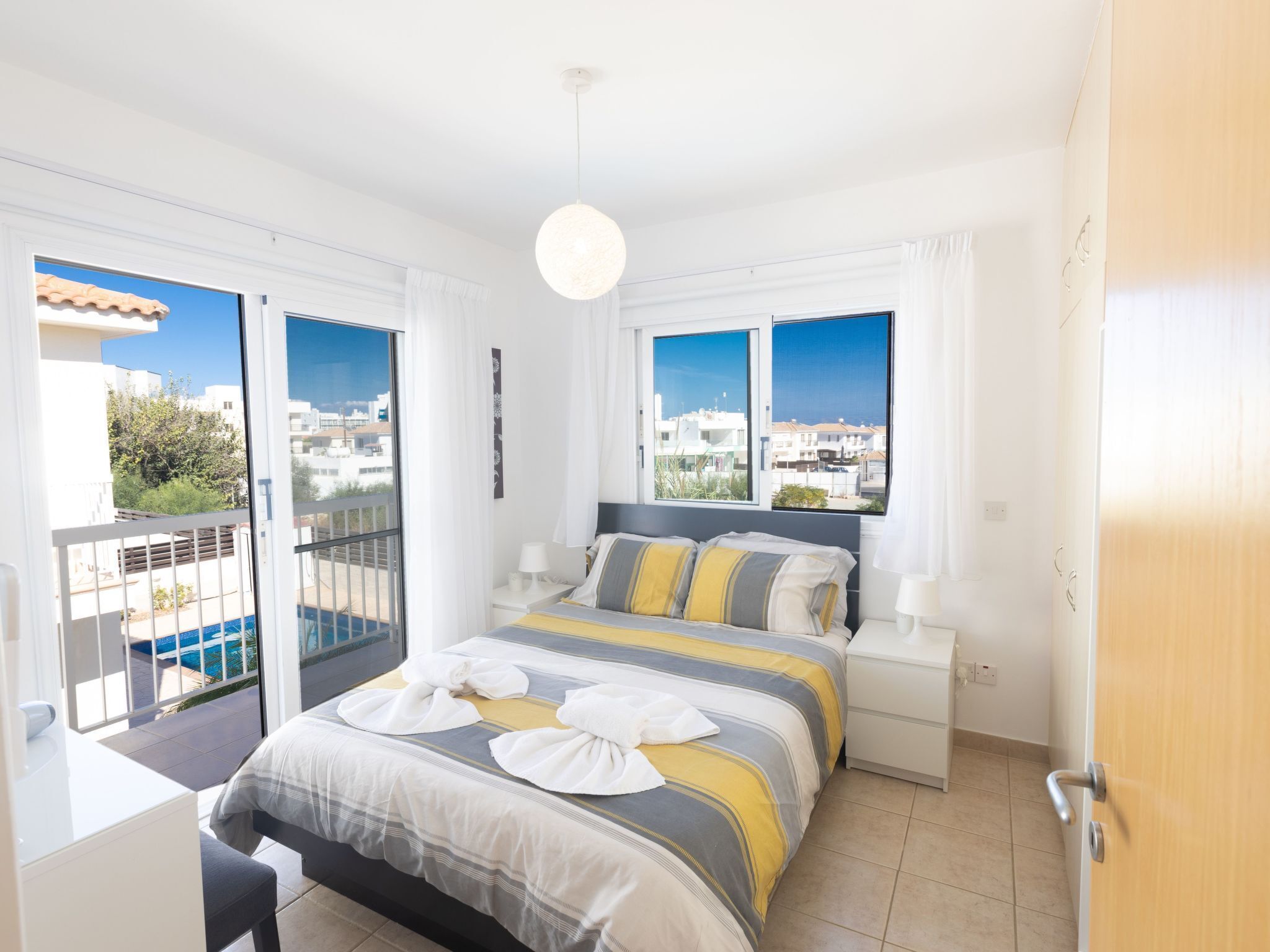 3 多间卧室、上网接入