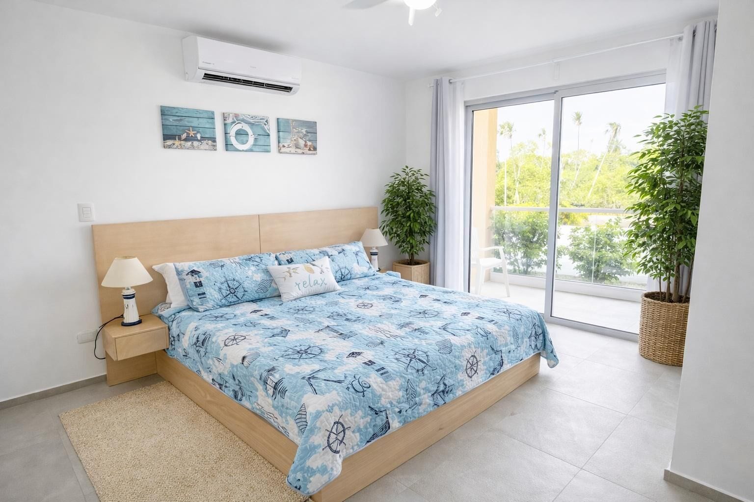 1 habitación, tabla de planchar con plancha, internet y ropa de cama 