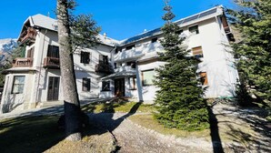 Unclassified image, 3 of 16, button - Zwei-Zimmer-Wohnung 5 p.l. Villa Linda by Interhome (Bardonecchia)
