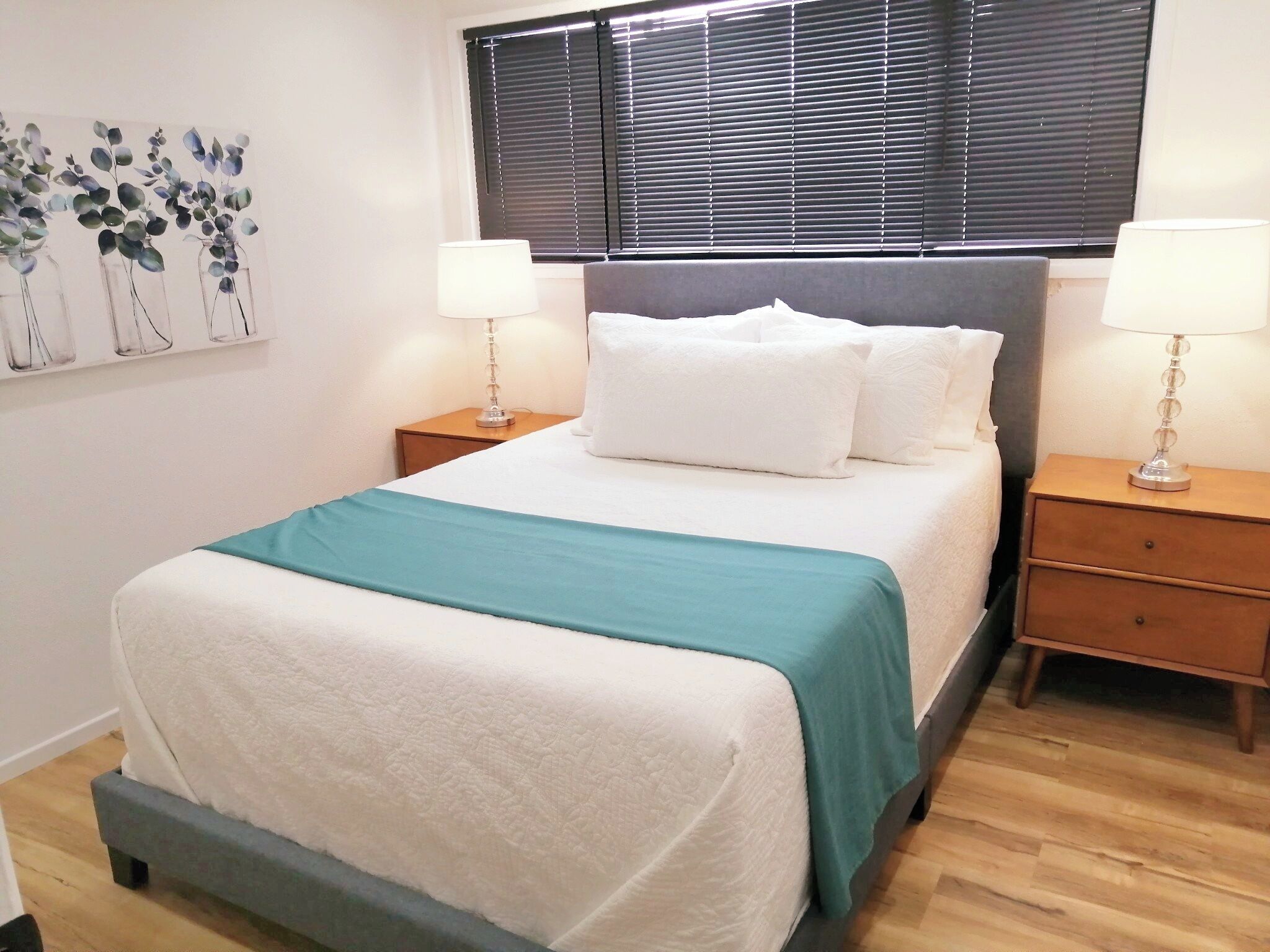 3 bedrooms, iron/ironing board, travel cot, WiFi